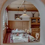 Sweet Cherry - Boutique & Tyrol