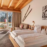 Sweet Cherry - Boutique & Tyrol Innsbruck