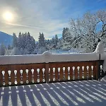 Hotel Sweet Cherry - Boutique & Tyrol 3*
