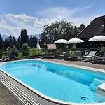 Sweet Cherry - Boutique & Tyrol 3*