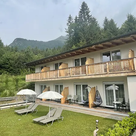 Hotel Sweet Cherry - Boutique & Tyrol 3*